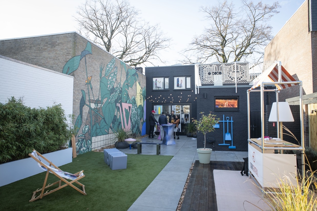 Kunst Scene Het Zwarte Huis Roos Pierson 34