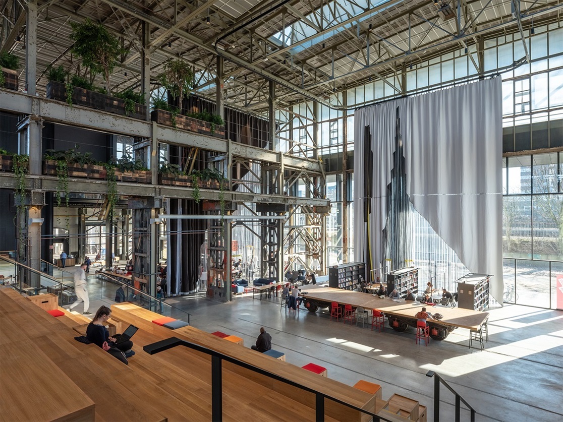 Loc Hal Library interior design by Ossip Architectuurfotografie